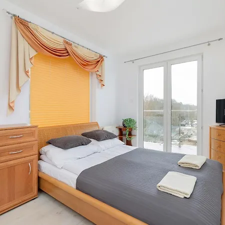 Promenada Nadmorska by Jantar Apartamenty Kołobrzeg-3